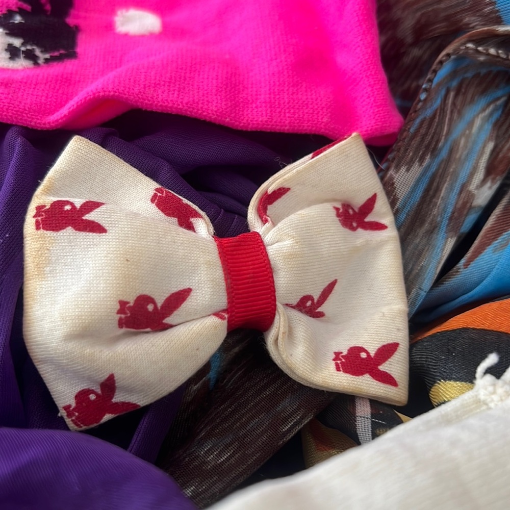 Hair clip free with bundle only play boy bunny not playboy